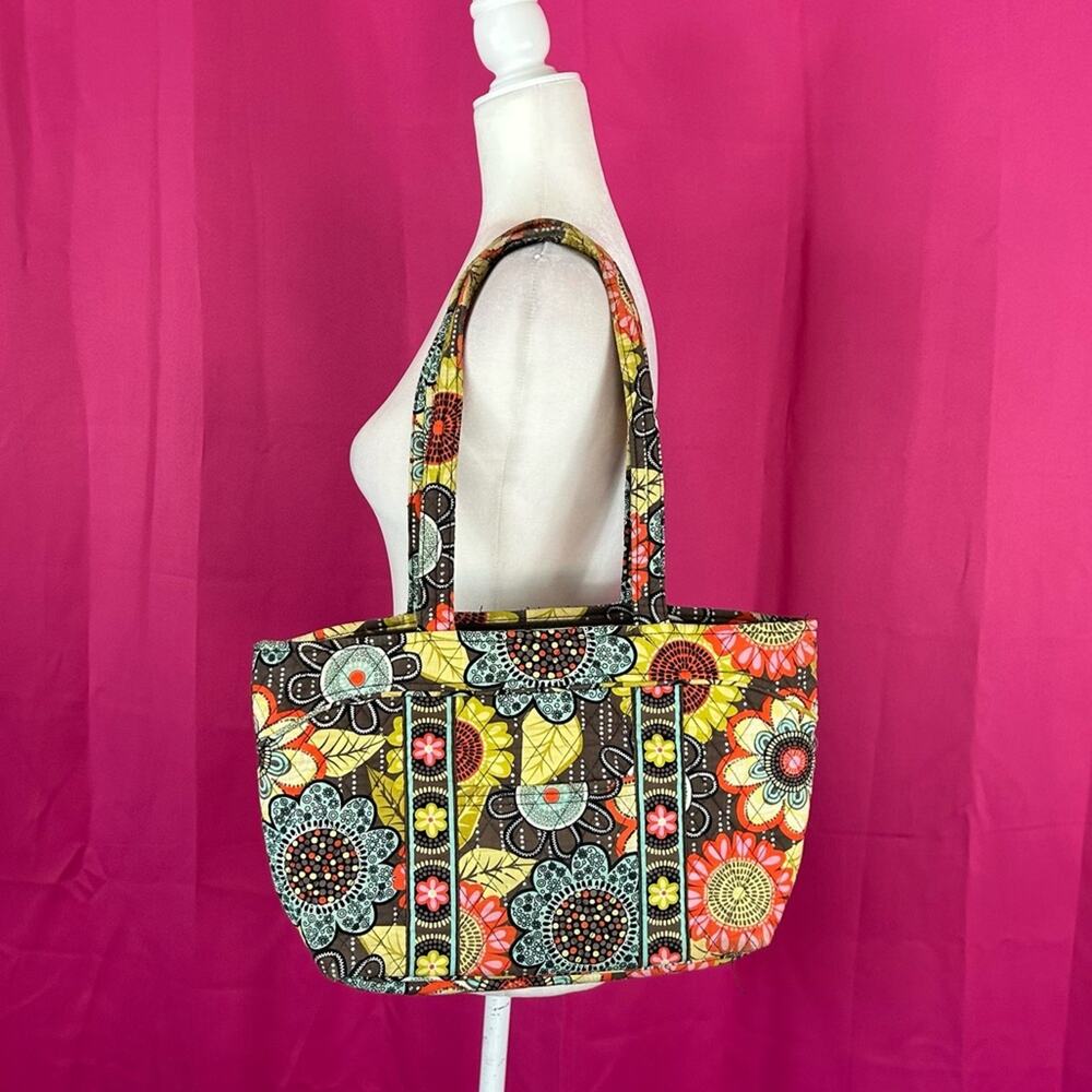 Vera Bradley‎ quilted floral print shoulder bag